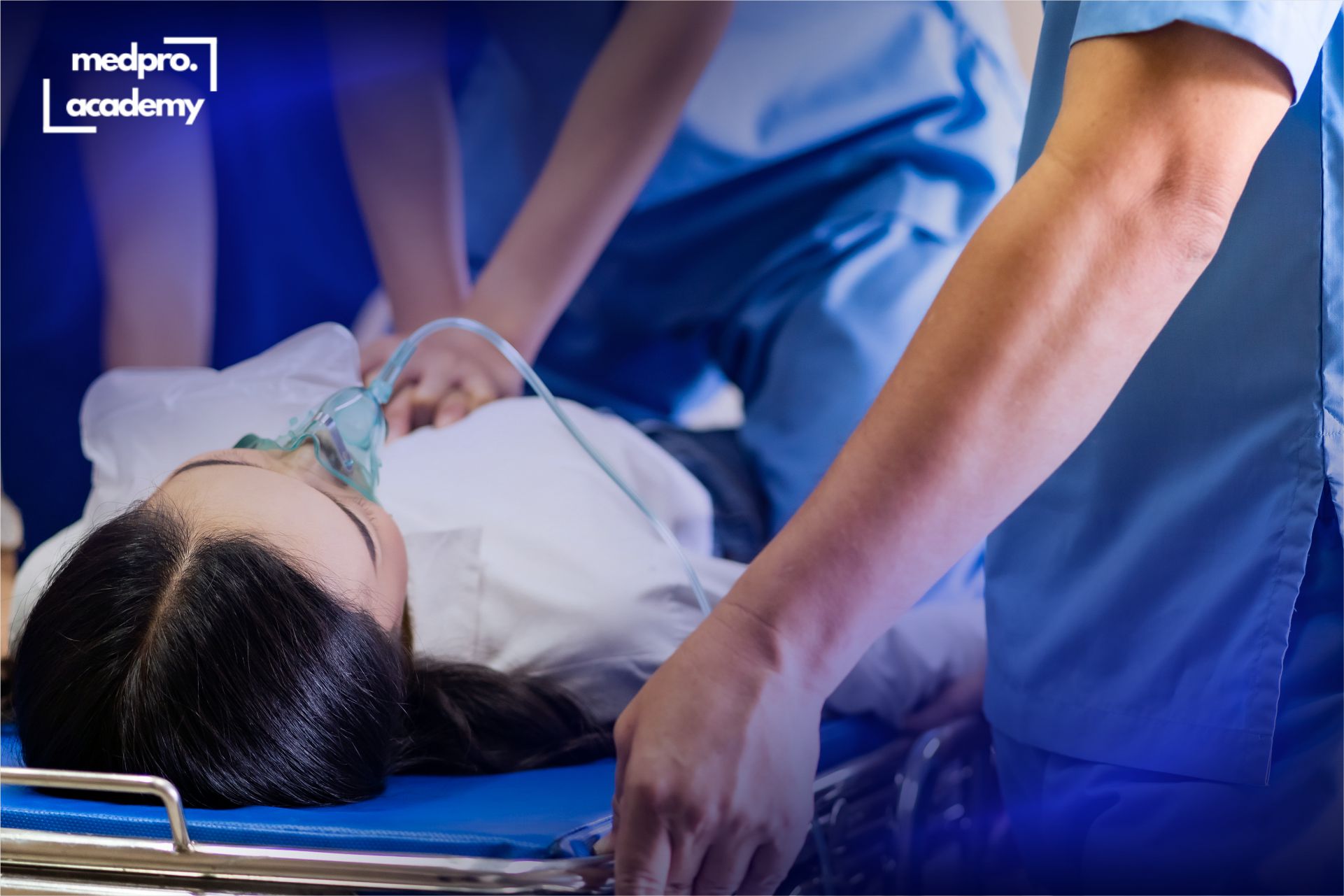 2Дії медичної сестри при втраті свідомості у дорослих допомога при вдавленні та критичних станах